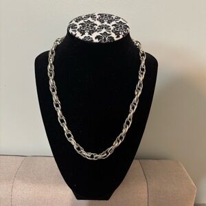 EUC Necklace Silver Tone Chain Link Approx Length 19” With 2” Extender